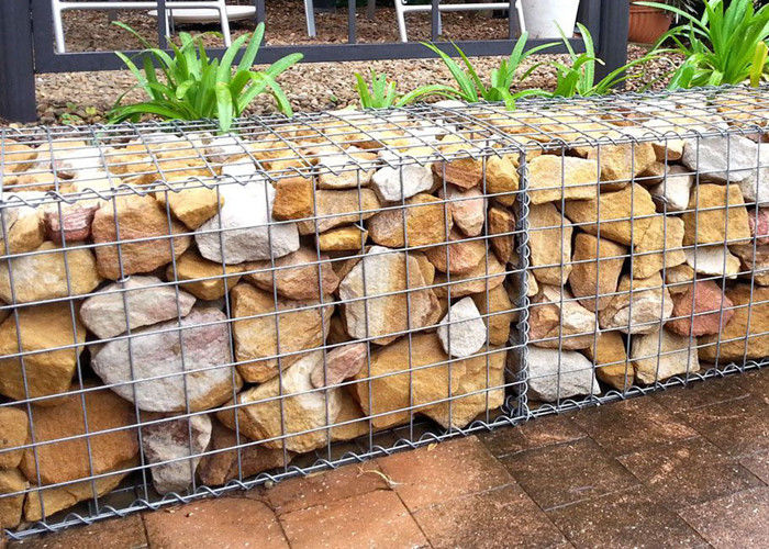 Garden Decorative Caged Rock Fence 2.0 5.0 Mm Wire Diameter Welded Type