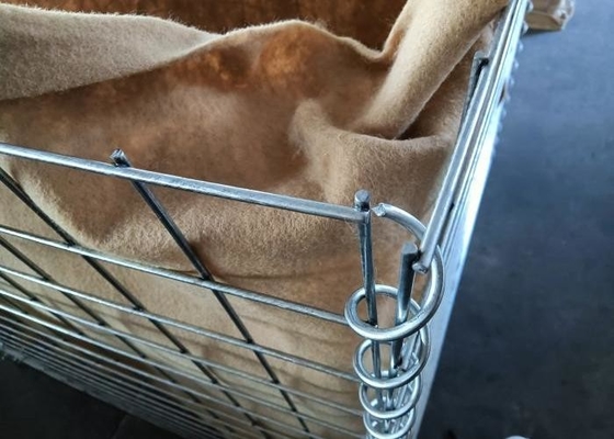 itary  Barrier With 4.0mm 5.0mm Wire Mesh Hot Dipped Galvanized Finish Economic Cost