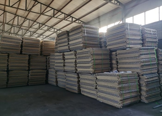 Economic itary Defensive Barriers Spiral Distance 4mm Sand Filled