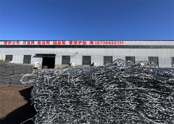 Gabion Caged Wire Mesh With Flexible Sizes And Galvanized Or PVC Coated Finish