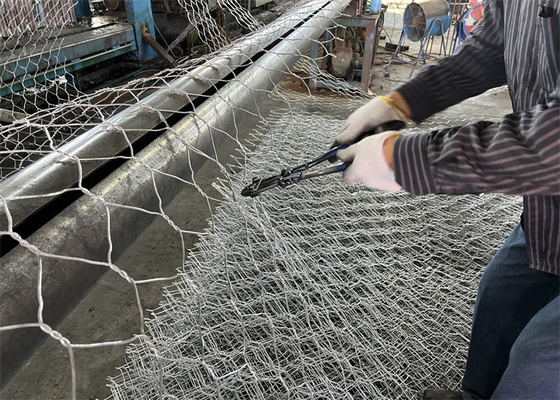 Customizable Gabion Box Galvanized / PVC Coated Riverbank Protection