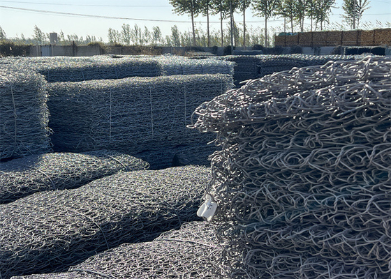 1m-2m Width Galvanized Gabion Box 80x100mm Mesh Size