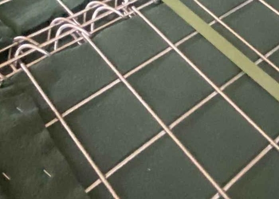 Hot Dipped Galvanized itary Sand Barriers Spiral Wire Mesh System With Geotextile Fabric