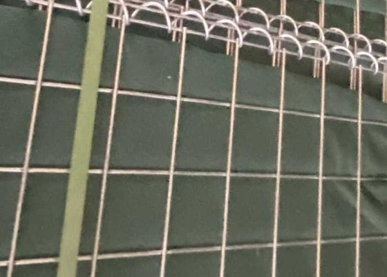 Heavy Duty Hot Dipped Galvanized itary  Barrier With 4mm Spiral Distance