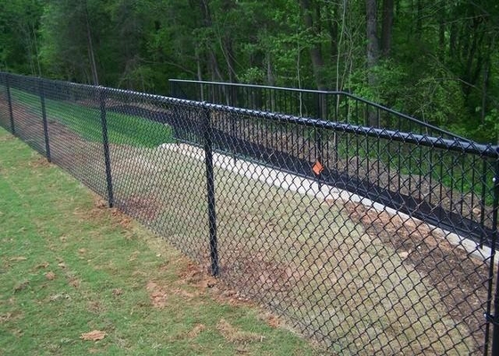 3.0mm Galvanized Chain Link Fence For Commercial Security Bsaketball Court Playground